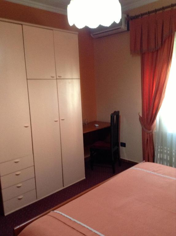 Art Hotel Nirvana Tirana Zimmer foto